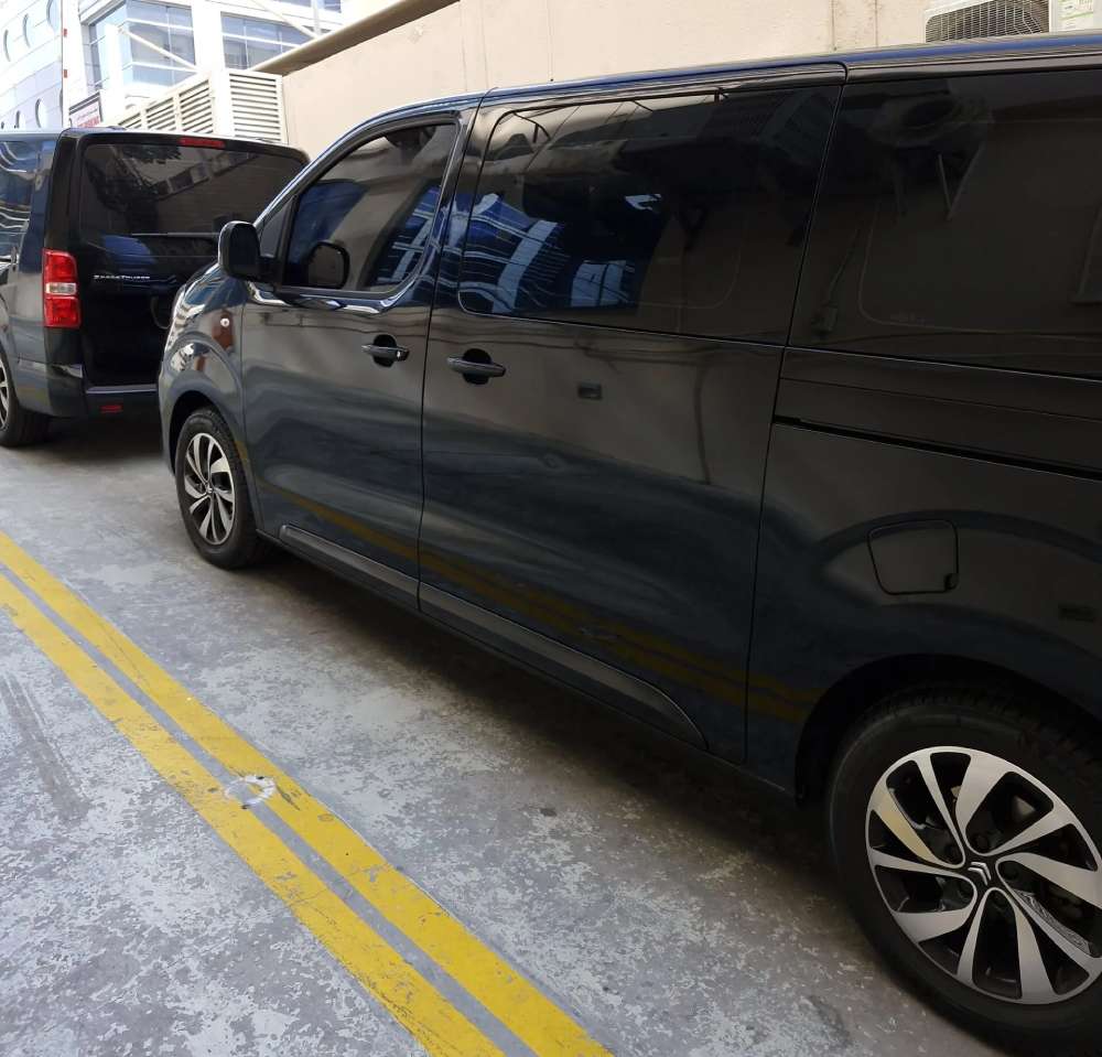 van-rental-in-dubai-affordable-and-convenient-options-with-al-tana-drive